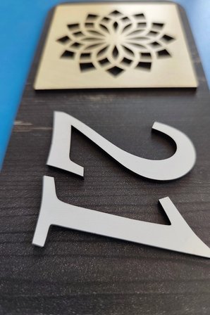 Lazer Kesim Kişiye Özel Geometrik Desenli Ahşap Daire Kapı Numarası - Rebap Ahşap