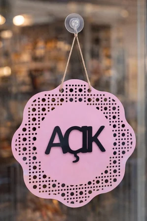 Hazeran Rattan Desenli Modern Açık/Kapalı Tabelası - Pembe