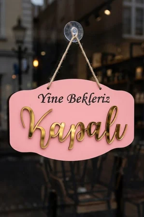 Gold Pleksi Detaylı 3D Ahşap Açık-Kapalı Tabelası - Pembe