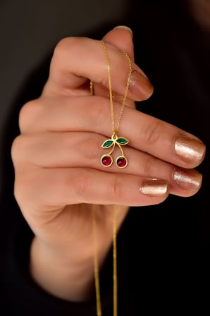 925 Ayar Gümüş Gold Kaplama Özel Tasarım Kırmızı Kiraz Kolye