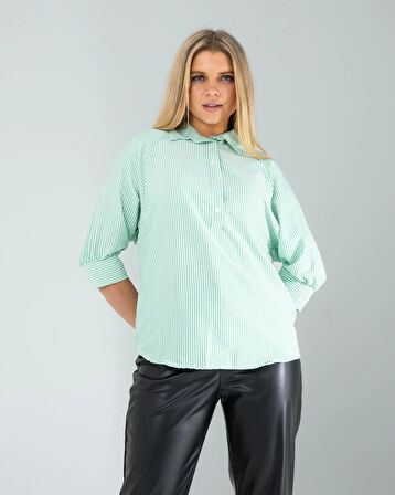 Yarım Düğme Yeşil Çizgili Beyaz Gömlek