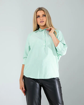 Yarım Düğme Yeşil Çizgili Beyaz Gömlek