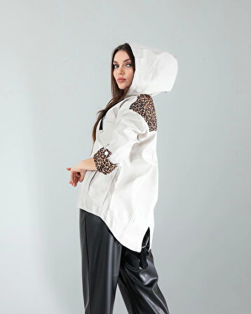 Leopar Detaylı Ceket