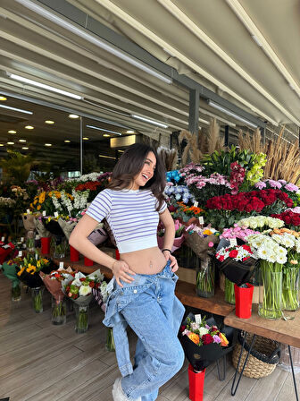 Mor Çizgili Manşet Detay T-Shirt