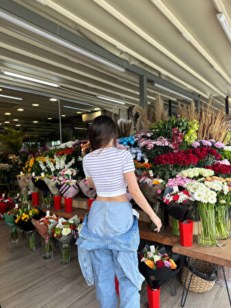 Mor Çizgili Manşet Detay T-Shirt