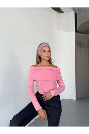 Dalgıç Kumaş Madonna Yaka Pembe Bluz