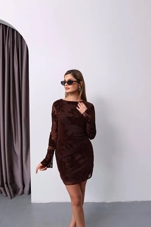 Tül Kabartmalı Astarlı Mini Elbise