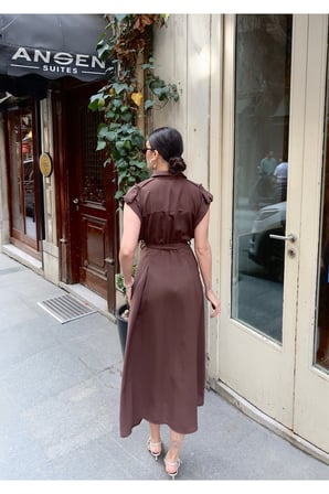 Crep Kumaş Düğmeli Kuşaklı Elbise