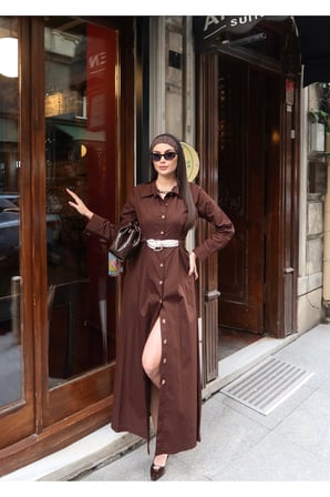 Poplin Kumaş Akseusarlı Elbise — Kahverengi