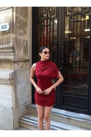 Sandy Kumaş Kuşgözlü Mini Elbise