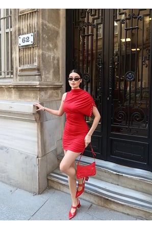 Sandy Kumaş Kuşgözlü Mini Elbise