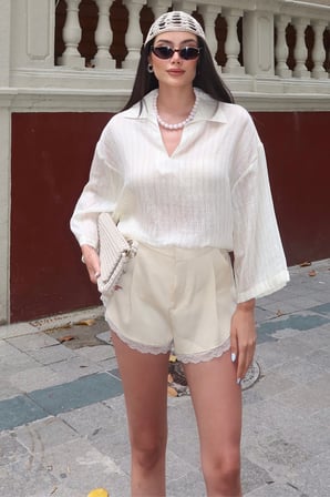 Çizgili Transparan Kumaş Polo Yaka Bluz — Bej