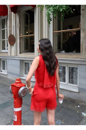 Oysho Kumaş Dantel Detay Şortlu Takım — Kırmızı