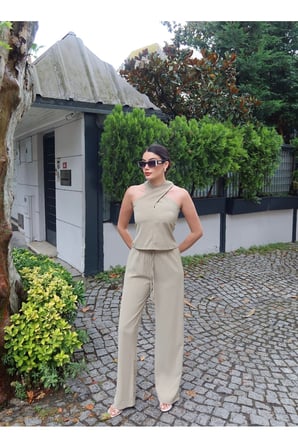 Linda Twill Kumaş Boyundan Geçmeli Takım — Yeşil