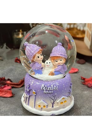 Winter Love Temalı Orta Boy Işıklı Müzikli Kar Küresi