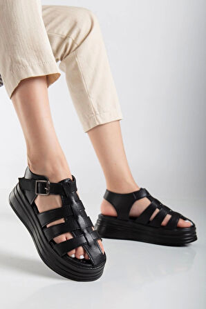 Toten Siyah Cilt Kemerli Sandalet