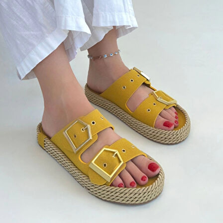 Loera Sarı Nubuk Çift Tokalı Terlik