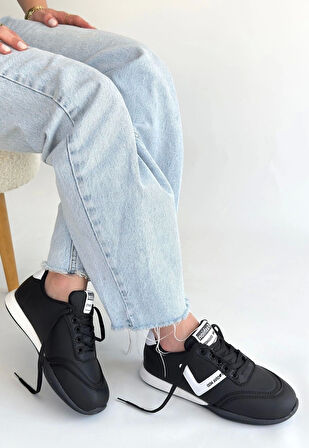 Jowen Siyah Cilt Beyaz Detaylı Bağcıklı Spor Ayakkabı