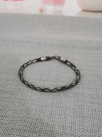 Kazaziye Yuvarlak El Örmesi Saf Gümüş Bileklik 