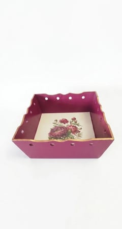 Kales01 Ahşap Sunum Sepeti Kare Çiçekli Ekmeklik Mürdüm 25x25 cm