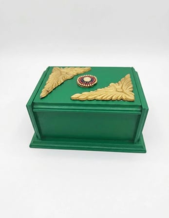 Kales01 Zümrüt Yeşil Gold Detaylı Ahşap Takı ve Aksesuar Kutusu 16x10x8 cm
