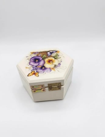 Kales01 Altıgen Takı Kutusu Ahşap Çiçek Desenli Dekoratif Organizer 13x11x7 cm