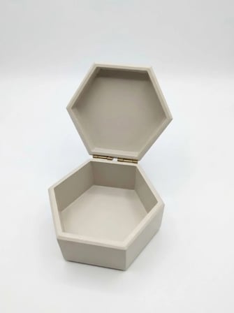Kales01 Altıgen Takı Kutusu Ahşap Çiçek Desenli Dekoratif Organizer 13x11x7 cm