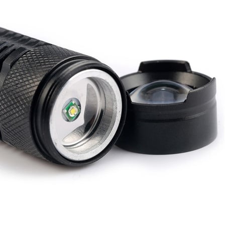 Cree Q5 Led Zoomlu  Pilli Mini Feneri 14500 Pil İle Çalışma Özelliği