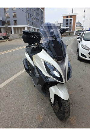 Kymco Xciting 400 İ Ön cam 2015 Model Yılı 72cm Açıkfüme Renk 4mm Uzun ve geniş
