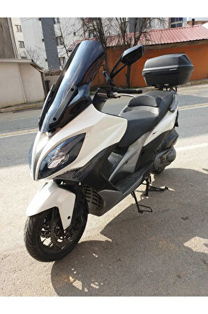 Kymco Xciting 400 İ Ön cam 2015 Model Yılı 72cm Siyah Renk 4mm Uzun ve geniş