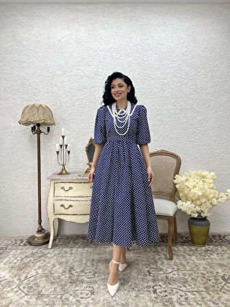 Yakalı Lacivert Puantiyeli Beyaz Dantelli Kloş Elbise