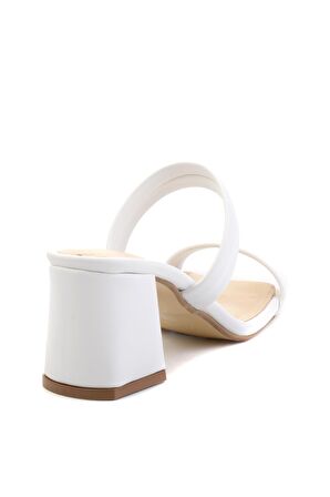 Bambi Beyaz  Kadın Terlik K04503560409