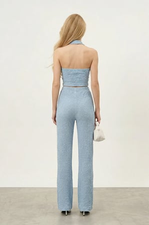 Kadın Bubble Kumaş Halter Yaka Dokulu Crop Top ve Geniş Paça Pantolon İkili Takım - 3005