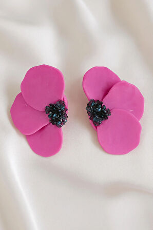 Fioré – El Yapımı Canlı Pembe Çiçek Formlu Küpe