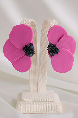 Fioré – El Yapımı Canlı Pembe Çiçek Formlu Küpe