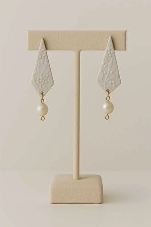 Serel - İnci Detaylı El Yapımı Beyaz Gelin Küpesi | Polimer Kil Minimal Tasarım