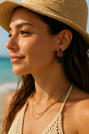 El Yapımı Rosa Marina Kaplumbağa ve Pembe Gül Detaylı Küpe