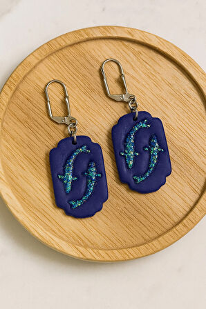 Pisces – Lacivert & Yeşil Işıltılı El Yapımı Balık Temalı Küpe