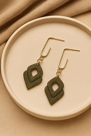 Émeraude Élégance Yeşil Altın Detaylı Geometrik Tasarım El Yapımı Polimer Kil Küpe -