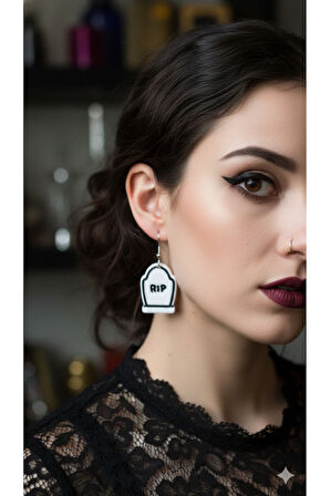 Grave Noir Gotik Tasarım El Yapımı Polimer Kil Küpe – Alternatif Tarz Halloween Konsept Küpe