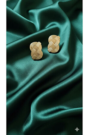 Aurélie El Yapımı Polimer Kil Küpe – Altın Örgü Tasarım – Zarif ve Şık Model