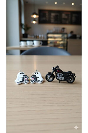 BooRide Motorcu Hayalet Tasarımlı El Yapımı Küpe – Cadılar Bayramı Temalı –