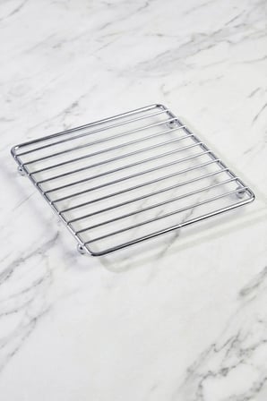 Çaydanlık,Tencere Altlığı Paslanmaz Çelik Demir Nihale-Kare Metal Altlık 24x24 cm Krom