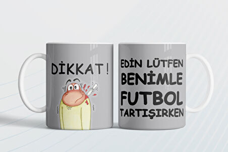 Benimle futbol tartışırken lütfen dikkat edin!  Hediye Kupa Love Bug-T