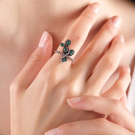 2.3 Karat Pırlanta Zümrüt Yüzük, Doğal Pırlanta, Sertifikalı Mücevher, Beyaz Altın