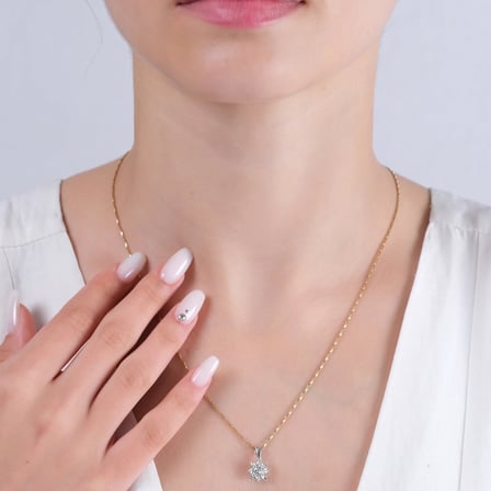 0.05 Karat Pırlanta Kolye, Kartanesi Motifli, Doğal Pırlanta, Mücevher Sertifikalı, Beyaz Altın