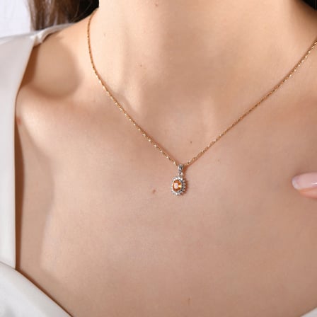 0.69 Karat Pırlanta Sarı Safir Kolye, Doğal Pırlanta, Mücevher Sertifikalı, Sarı Altın