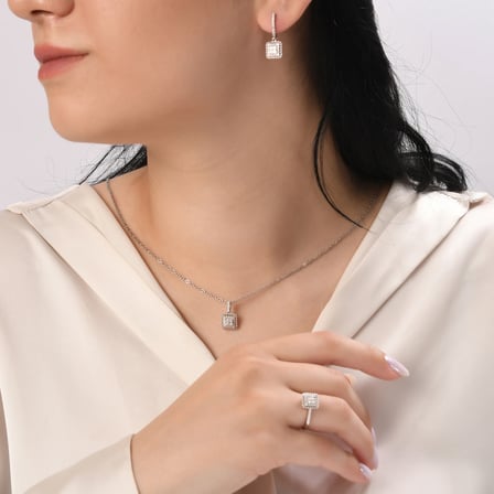 0.18 Karat Pırlanta Kolye, Doğal Pırlanta, Mücevher Sertifikalı, Rose Altın