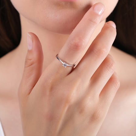 0.10 Karat Tektaş Pırlanta Yüzük, Doğal Pırlanta, Sertifikalı Mücevher, Sarı Altın