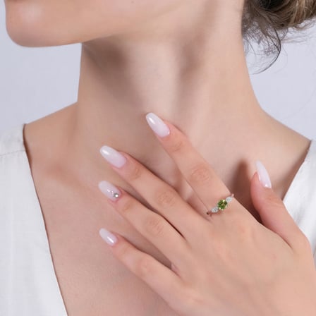 0.86 Karat Pırlanta Peridot Yüzük, Doğal Pırlanta, Sertifikalı Mücevher, Beyaz Altın
